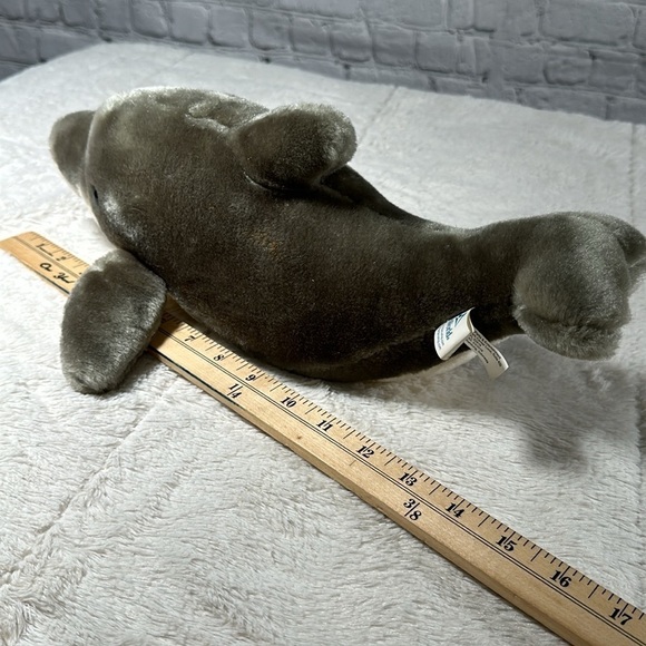 Seaworld Park Gray White Bottlenose Dolphin Plush 14 In Blue Eyes Stuffed Animal - Picture 4 of 13